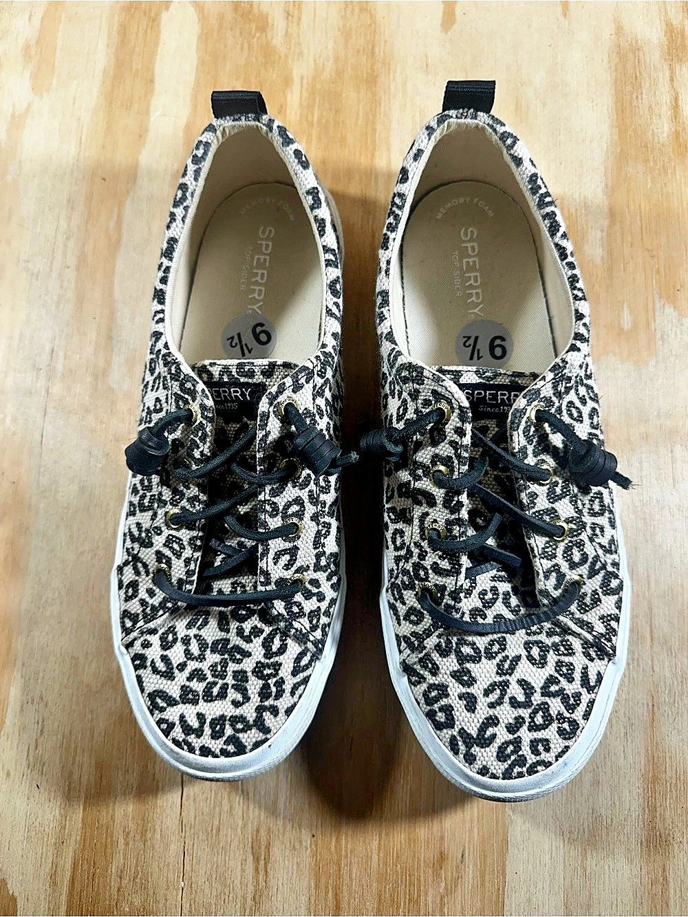 Sperry Crest Vibe Leopard Canvas Sneakers Women’s Size 9.5